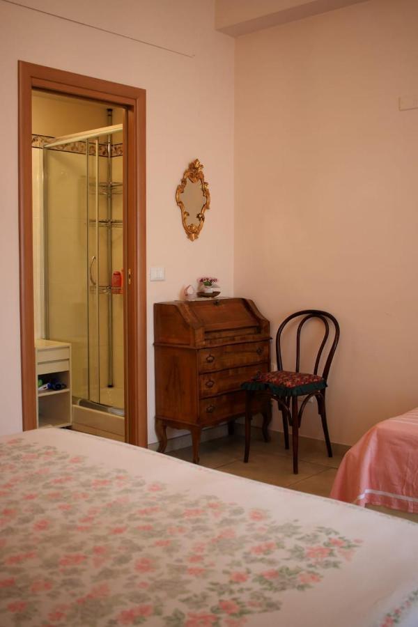 La Casa Di Catia Hotel ฟลอเรนซ์ ภายนอก รูปภาพ