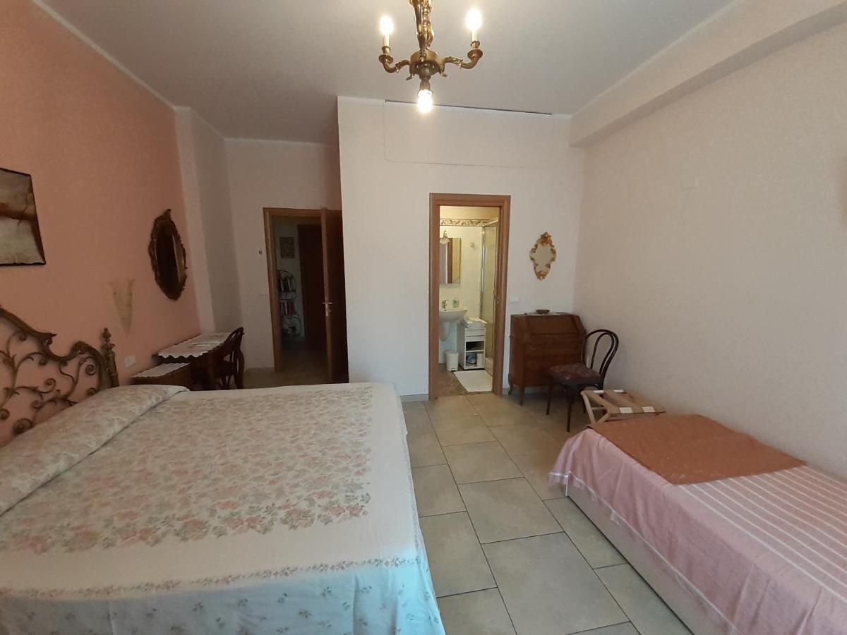 La Casa Di Catia Hotel ฟลอเรนซ์ ภายนอก รูปภาพ